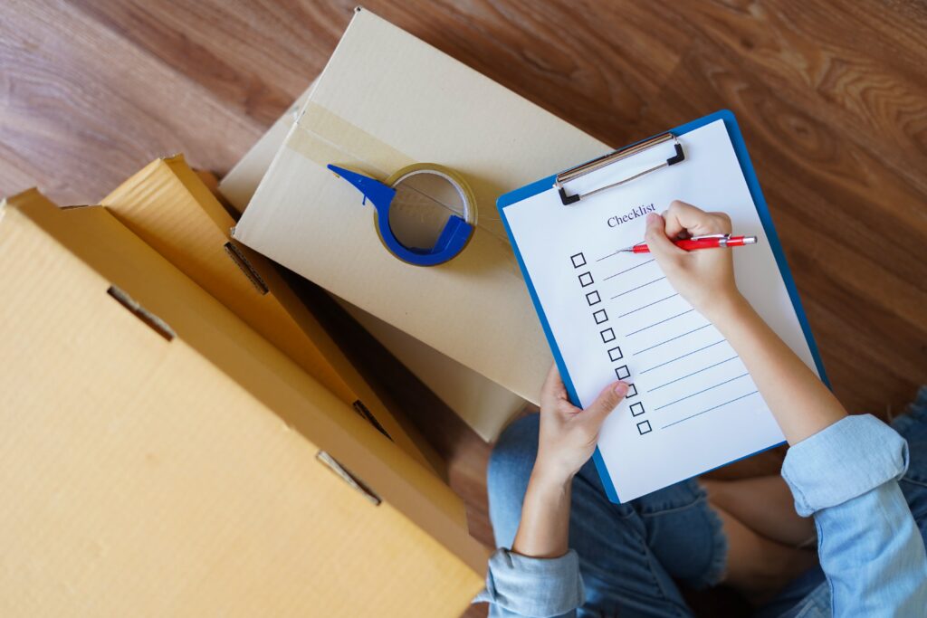 Checkliste-für-haushaltsauflösung-blog-titel-bild